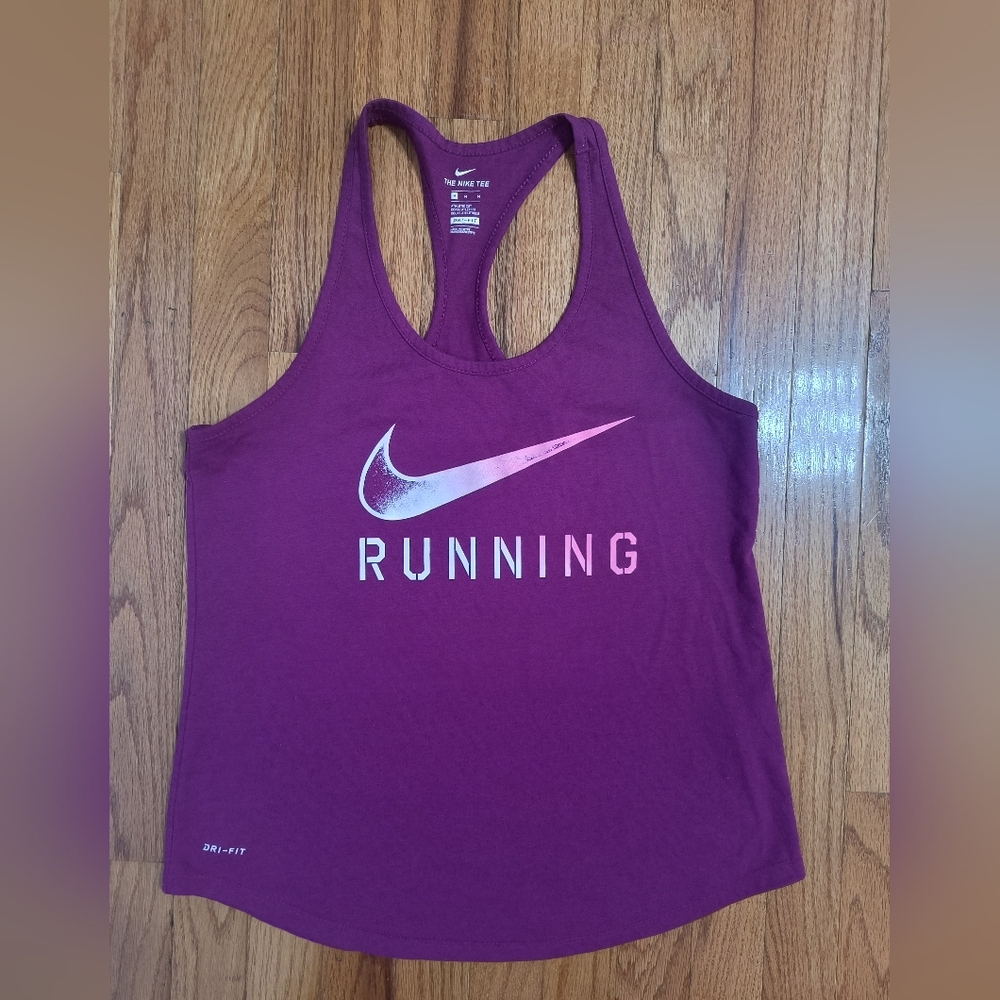 3/$10⭐ Nike Dri-Fit Racer back Workout Tank, Women's M, Pink